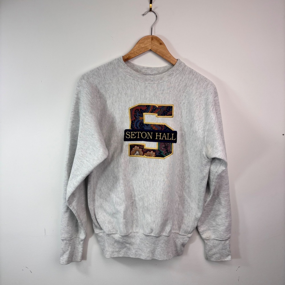 Vintage 1990s Seton Hall Pirates Paisley Appliqué Crewneck Sweatshirt M